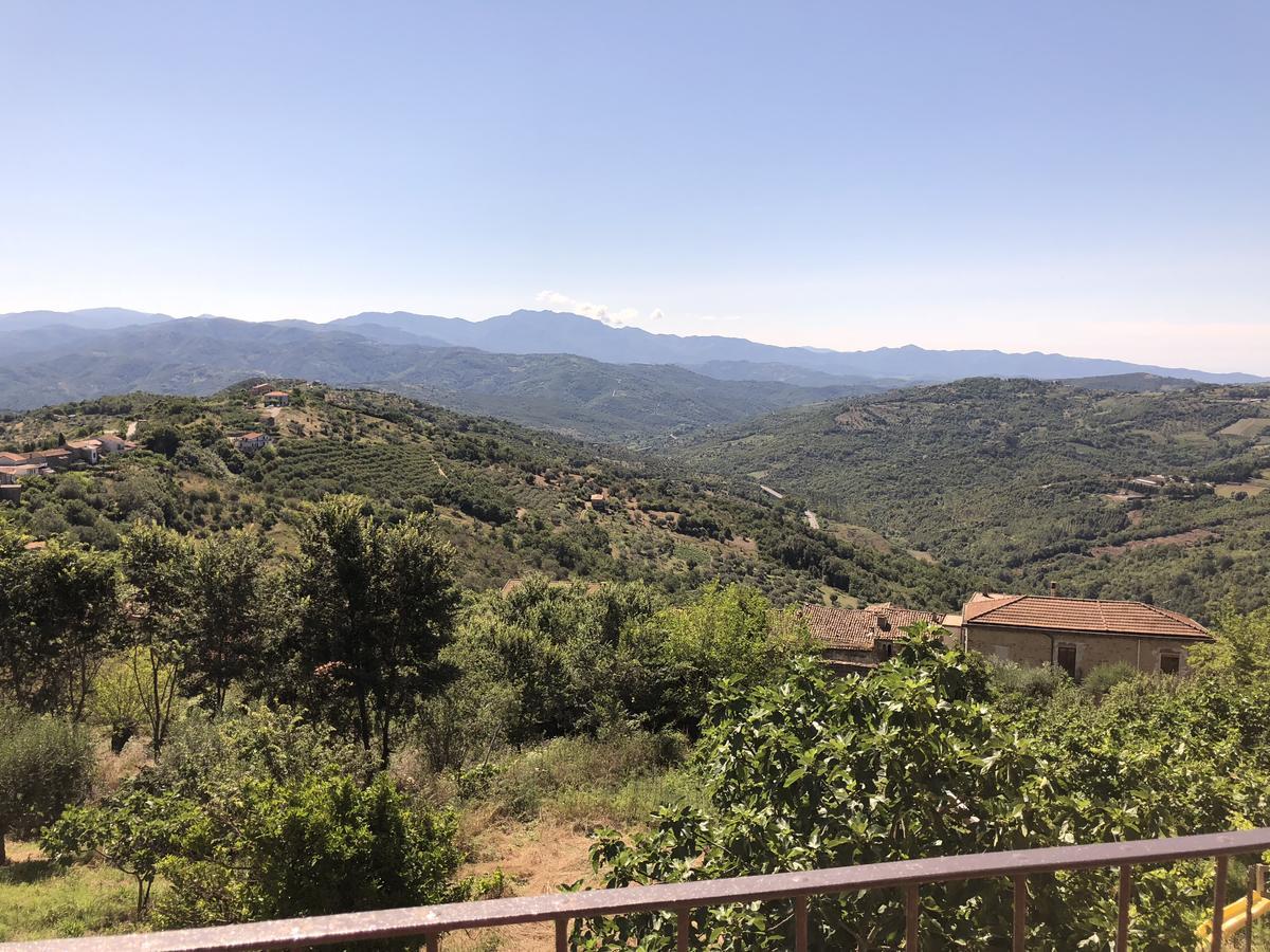 Pozzo Medievale Prignano Cilento Exterior foto