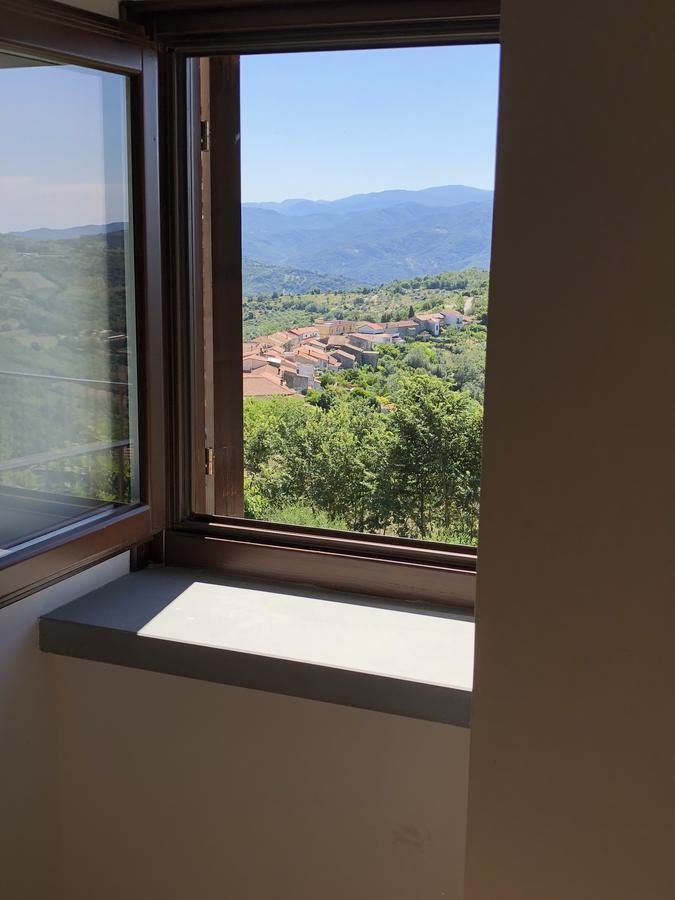 Pozzo Medievale Prignano Cilento Exterior foto